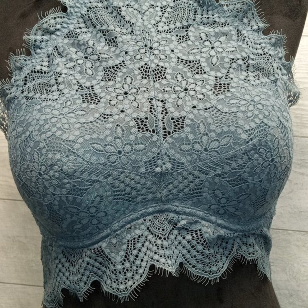 Pink Push Up Med A-C Blueish Grey Lace Bra